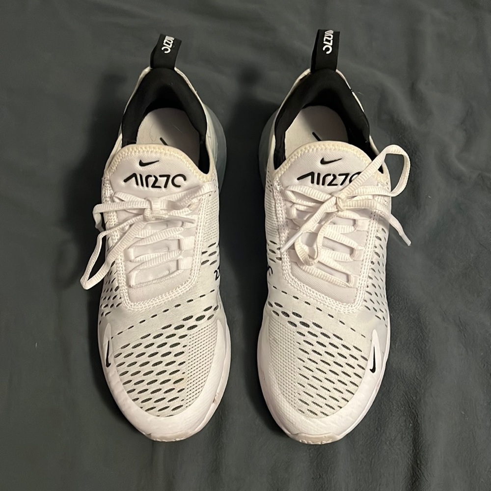 nike air 270s